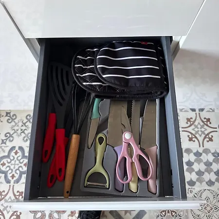 Magnifique T3, Deux Parking Apartman